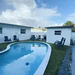 Luxury Pool Villa // 5BD 4BA